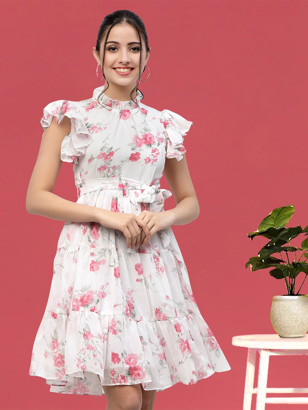 MISS AYSE Floral Printed Flutter Sleeves Tie Ups Tiered Fit & Flare Dress With Belt, Pink
MISS AYSE Floral Printed Flutter Sleeves Tie Ups Tiered Fit & Flare Dress With Belt, Pink