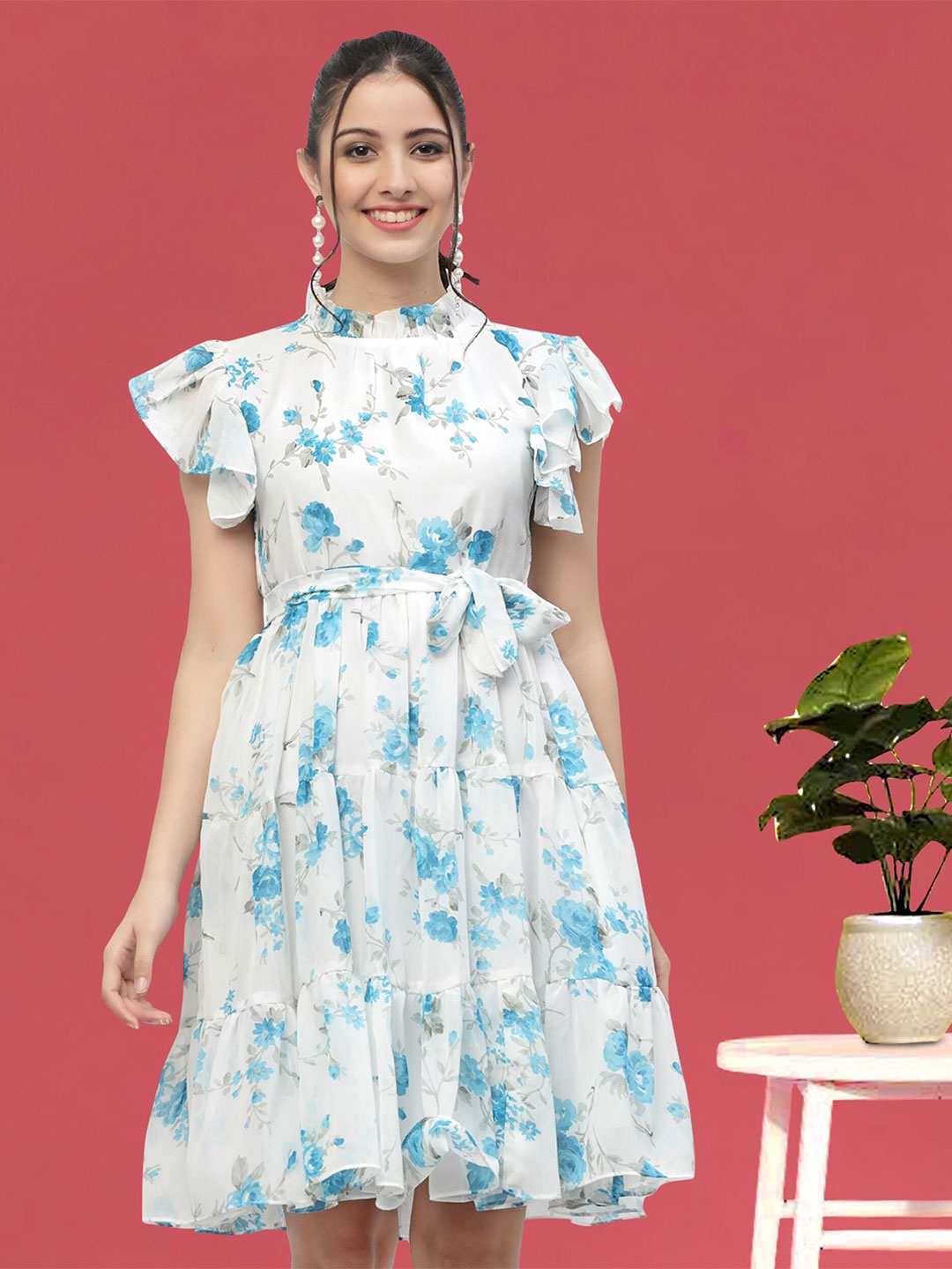 MISS AYSE Floral Printed Flutter Sleeves Tie Ups Tiered Fit & Flare Dress With Belt, Blue
MISS AYSE Floral Printed Flutter Sleeves Tie Ups Tiered Fit & Flare Dress With Belt, Blue