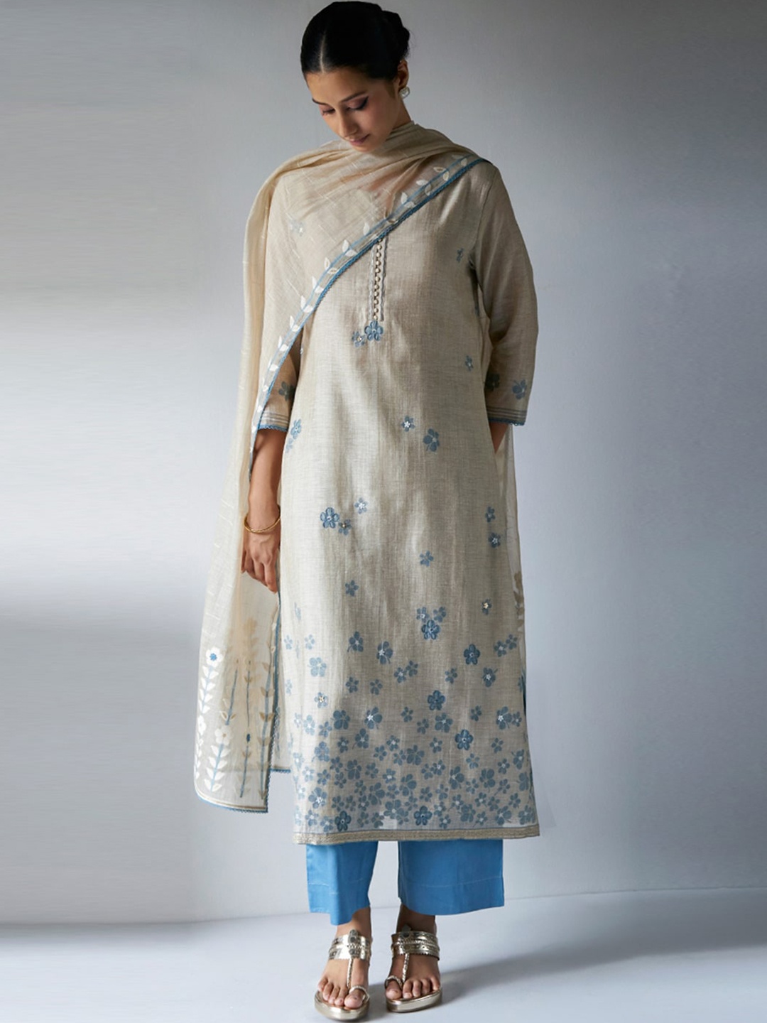 Ganga Floral Printed Thread Work Chanderi Cotton Kurta with Palazzos & Dupatta, Beige
Ganga Floral Printed Thread Work Chanderi Cotton Kurta with Palazzos & Dupatta, Beige
