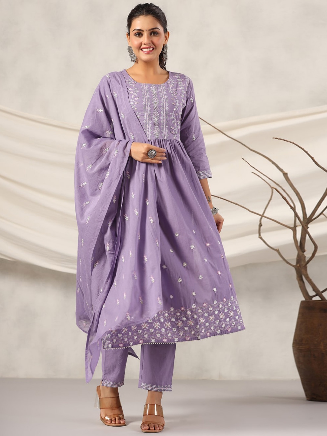 Readiprint Floral Embroidered Pleated Pure Cotton Kurti With Palazzos & Dupatta, Purple
Readiprint Floral Embroidered Pleated Pure Cotton Kurti With Palazzos & Dupatta, Purple