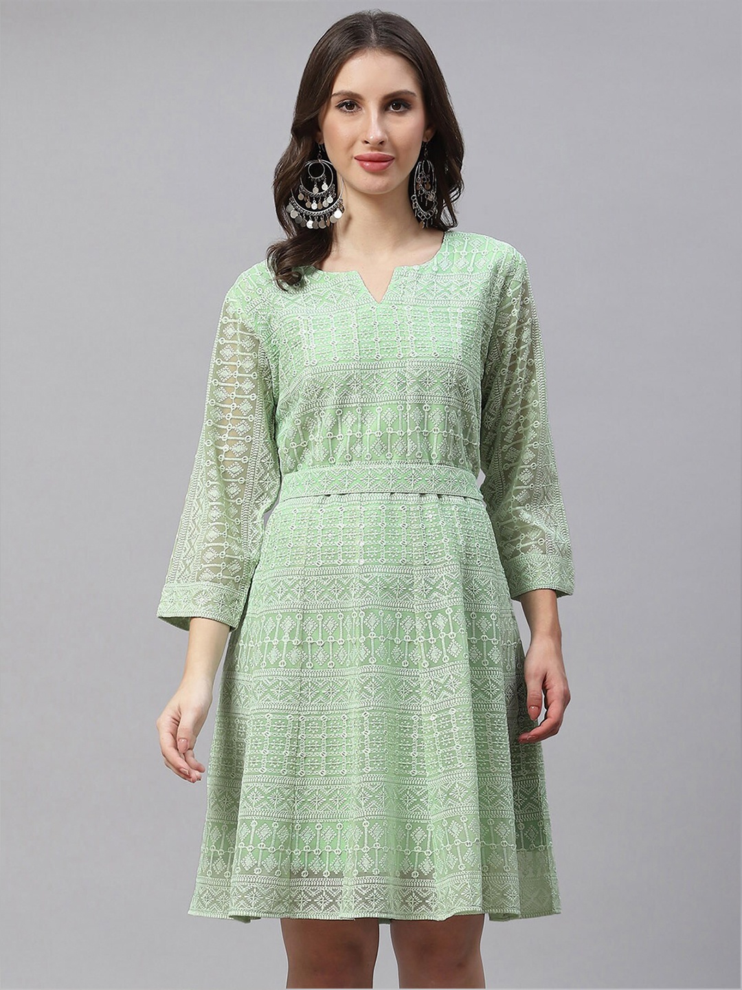 ODETTE Ethnic Motifs Embroidered Mandarin Collar Belted Georgette A-Line Midi Dress, Green
ODETTE Ethnic Motifs Embroidered Mandarin Collar Belted Georgette A-Line Midi Dress, Green