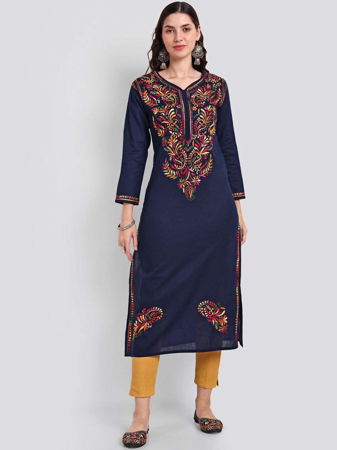 Seva Chikan Ethnic Motifs Embroidered Thread Work Detailed Straight Kurta, Navy blue
Seva Chikan Ethnic Motifs Embroidered Thread Work Detailed Straight Kurta, Navy blue