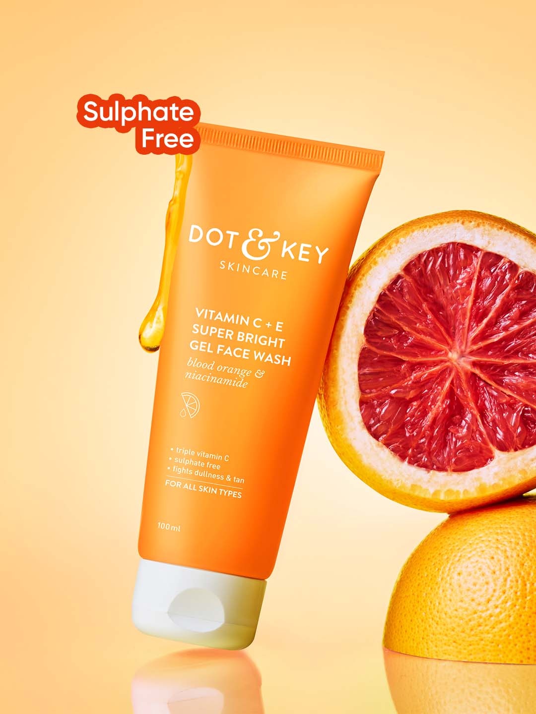 DOT & KEY Vitamin C+E Super Bright Gel Facewash with Blood Orange & Niacinamide - 100ml
DOT & KEY Vitamin C+E Super Bright Gel Facewash with Blood Orange & Niacinamide - 100ml