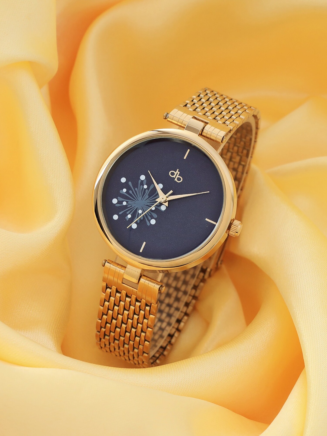 DressBerry Women Brass Gold Toned Bracelet Style Straps Analogue Watch DB_SS23_13B, Blue
DressBerry Women Brass Gold Toned Bracelet Style Straps Analogue Watch DB_SS23_13B, Blue