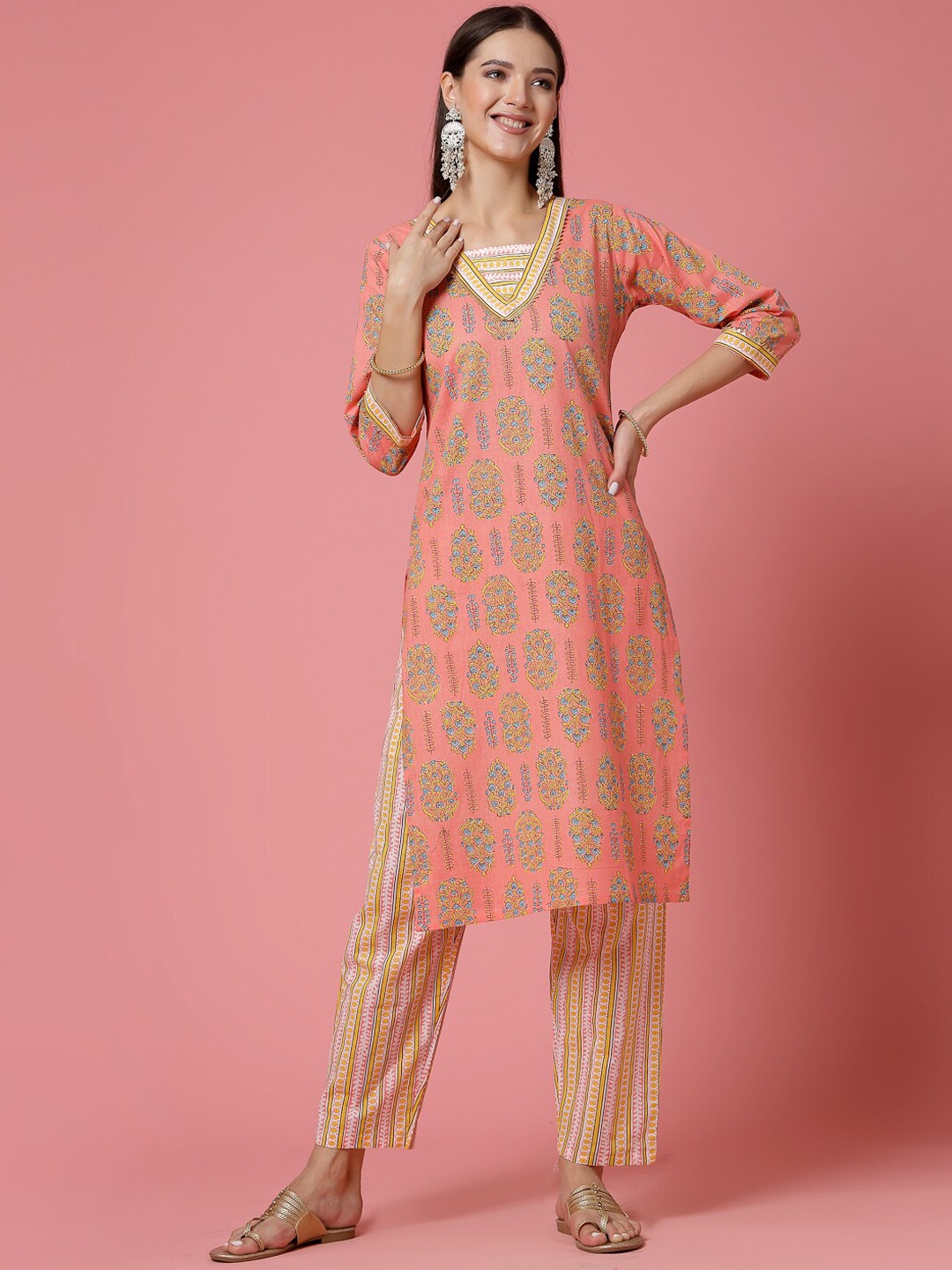 KALINI Floral Printed Regular Gotta Patti Pure Cotton Kurta With Trousers & Dupatta, Cream
KALINI Floral Printed Regular Gotta Patti Pure Cotton Kurta With Trousers & Dupatta, Cream