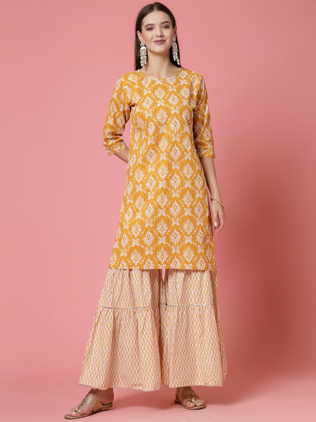 KALINI Ethnic Motifs Printed Regular Gotta Patti Pure Cotton Kurta With Sharara, Cream
KALINI Ethnic Motifs Printed Regular Gotta Patti Pure Cotton Kurta With Sharara, Cream
