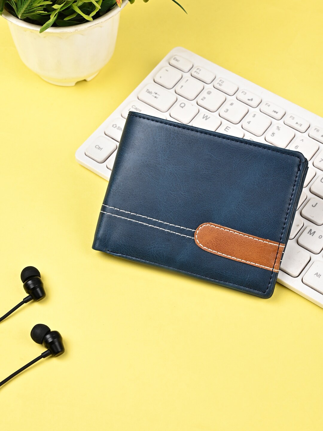 WILD EDGE Men Two Fold Wallet, Blue