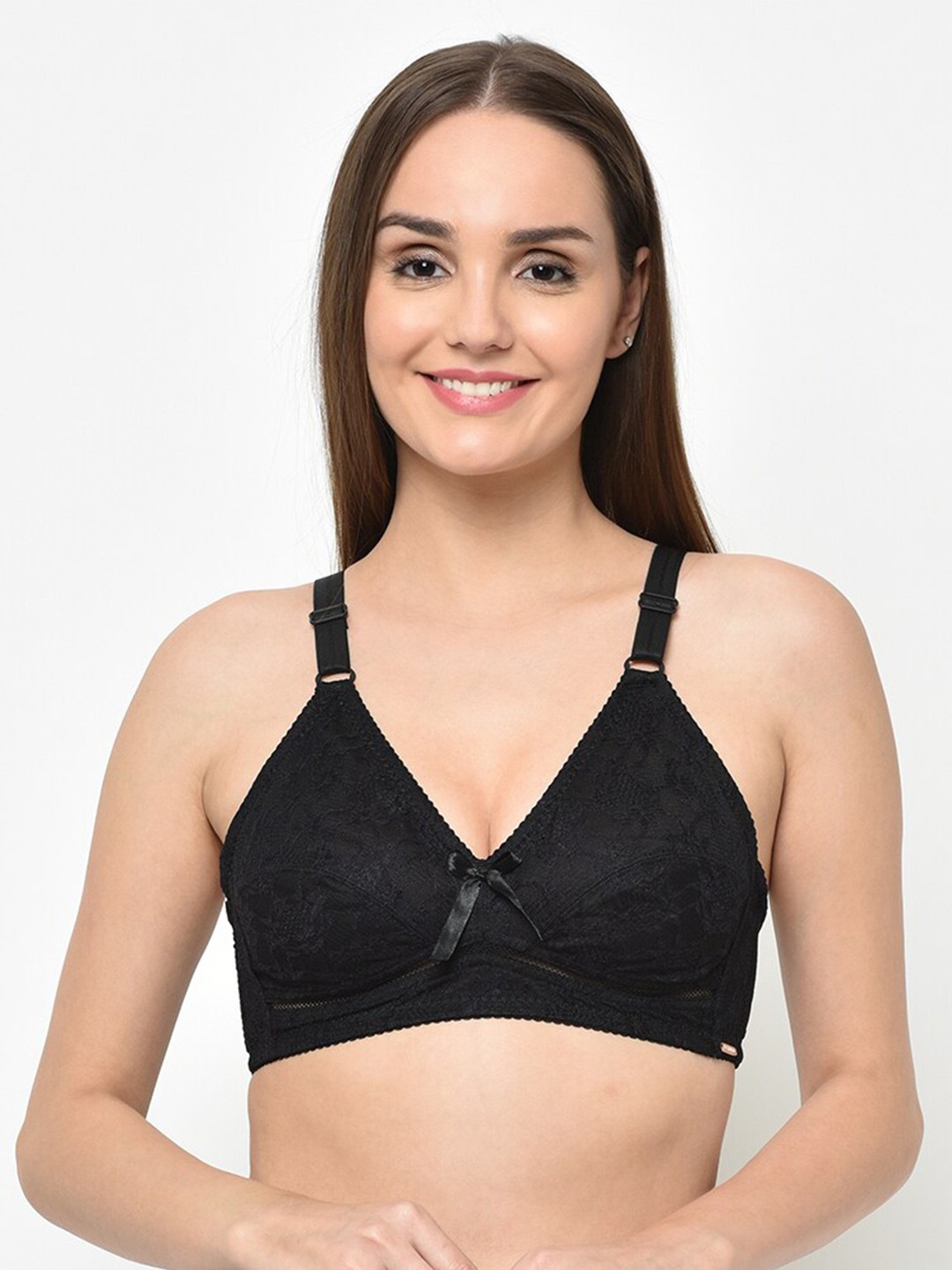 Curvy Love Cut & Sew Non Wired Non Padded Full Coverage All Day Comfort Everyday Bra, Black
Curvy Love Cut & Sew Non Wired Non Padded Full Coverage All Day Comfort Everyday Bra, Black