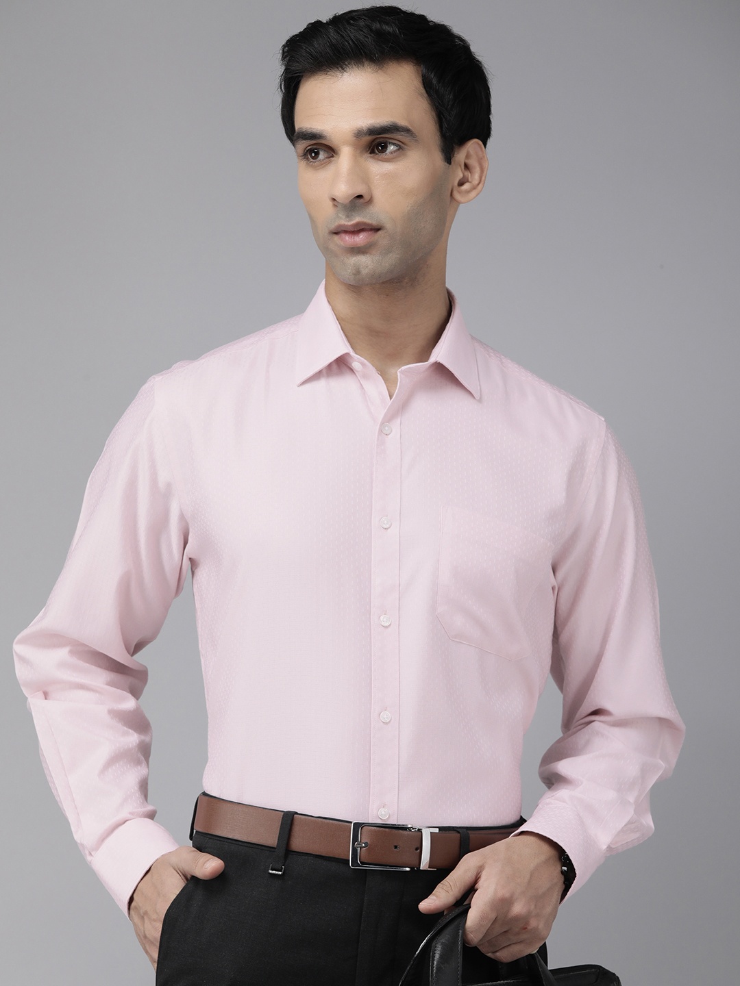 Van Heusen Men Classic Self Design Opaque Pure Cotton Formal Shirt, Pink
Van Heusen Men Classic Self Design Opaque Pure Cotton Formal Shirt, Pink