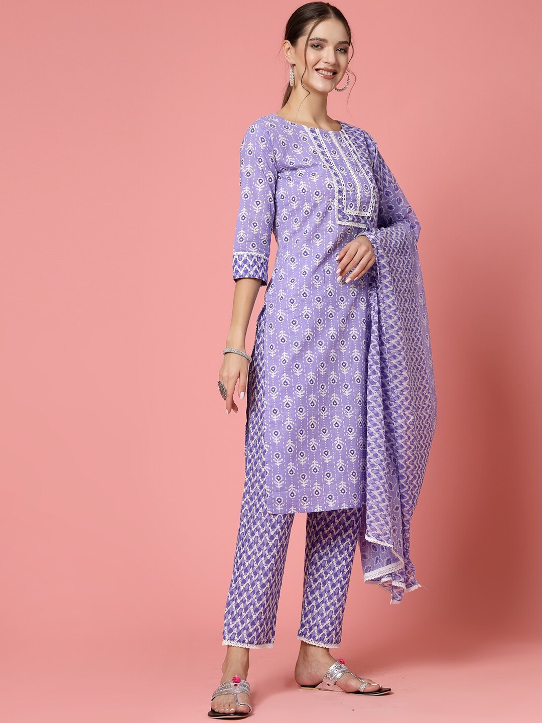 Molly & Michel Floral Printed Regular Pure Cotton Kurta with Trousers & Dupatta, Purple
Molly & Michel Floral Printed Regular Pure Cotton Kurta with Trousers & Dupatta, Purple