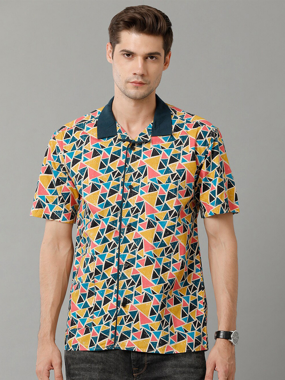 Voi Jeans Geometric Printed Cutaway Collar Short Sleeves Cotton Casual Shirt, Yellow
Voi Jeans Geometric Printed Cutaway Collar Short Sleeves Cotton Casual Shirt, Yellow