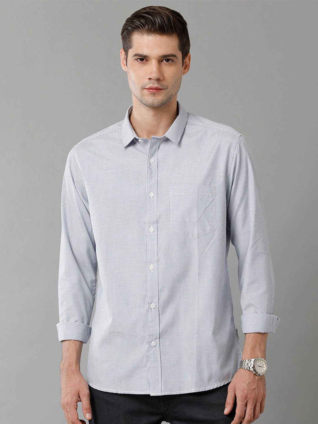 Voi Jeans Slim Fit Vertical Stripes Spread Collar Long Sleeves Cotton Casual Shirt, Blue
Voi Jeans Slim Fit Vertical Stripes Spread Collar Long Sleeves Cotton Casual Shirt, Blue