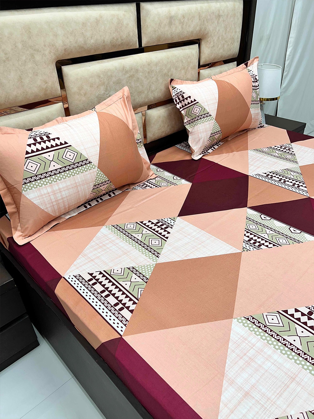 Pure Decor Velar Sib Peach-Coloured Cotton 330 TC King Bedsheet with 2 Pillow Covers
Pure Decor Velar Sib Peach-Coloured Cotton 330 TC King Bedsheet with 2 Pillow Covers