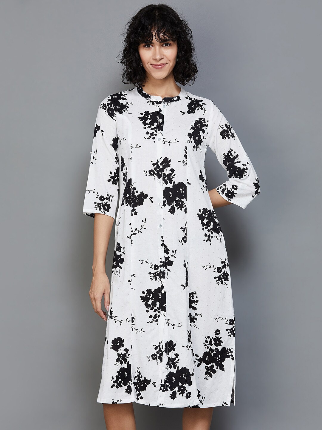 Colour Me by Melange Mandarin Collar Floral Printed Sequinned Panalled A-Line Midi Dress, White
Colour Me by Melange Mandarin Collar Floral Printed Sequinned Panalled A-Line Midi Dress, White