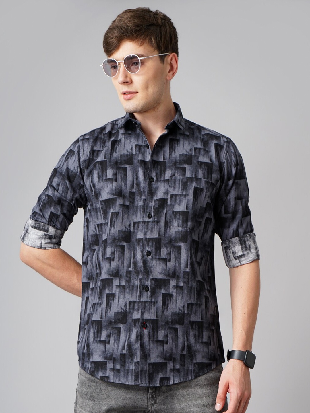 PAUL STREET Standard Slim Fit Geometric Printed Spread Collar Cotton Casual Shirt, Black
PAUL STREET Standard Slim Fit Geometric Printed Spread Collar Cotton Casual Shirt, Black