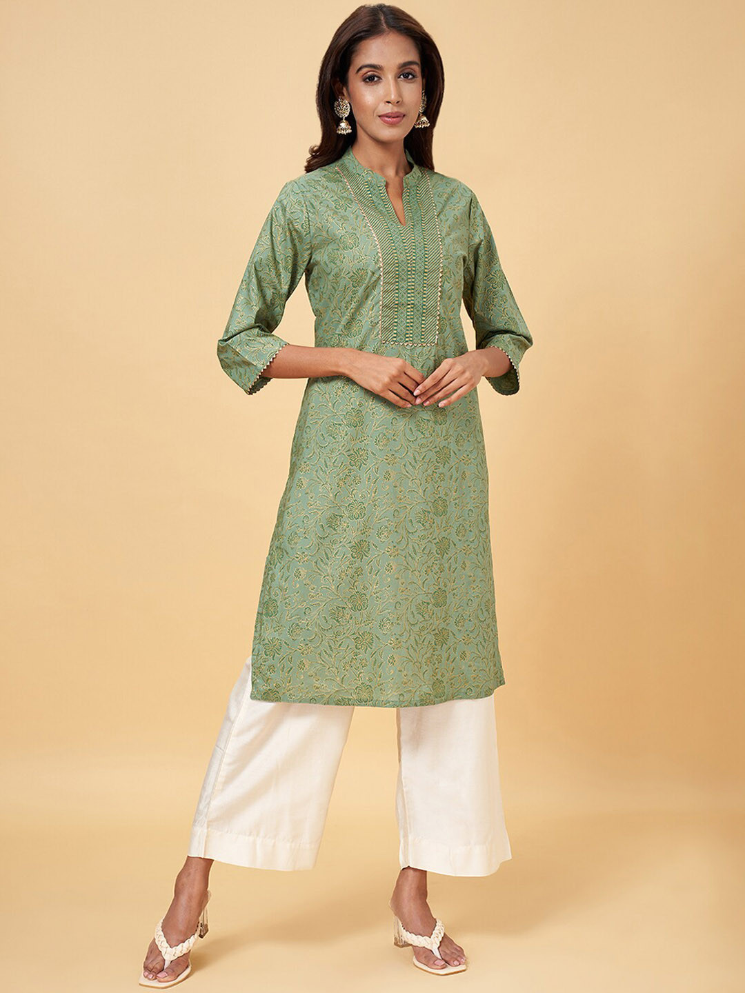 RANGMANCH BY PANTALOONS Flora Printed Straight Kurta, Green 
RANGMANCH BY PANTALOONS Flora Printed Straight Kurta, Green