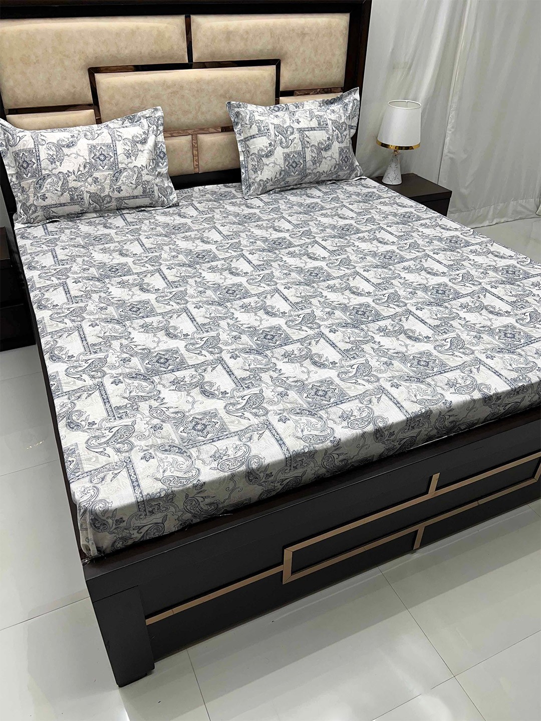 Pure Decor Velar Fur Sib Grey Printed Pure Cotton 300 TC King Bedsheet & 2 Pillow Covers
Pure Decor Velar Fur Sib Grey Printed Pure Cotton 300 TC King Bedsheet & 2 Pillow Covers