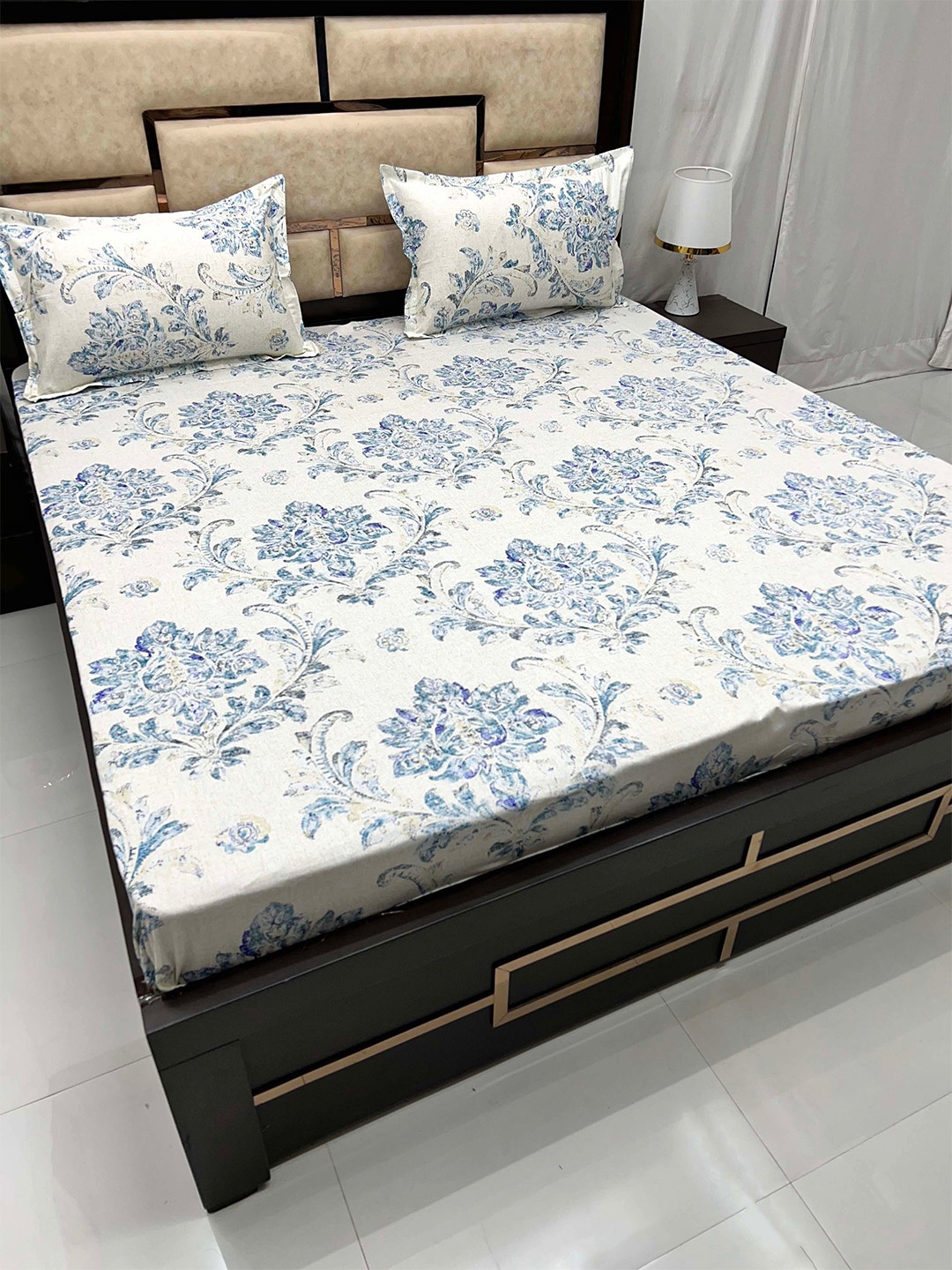 Pure Decor Velar Fur Sib Blue Printed Pure Cotton 300 TC King Bedsheet & Pillow Covers
Pure Decor Velar Fur Sib Blue Printed Pure Cotton 300 TC King Bedsheet & Pillow Covers
