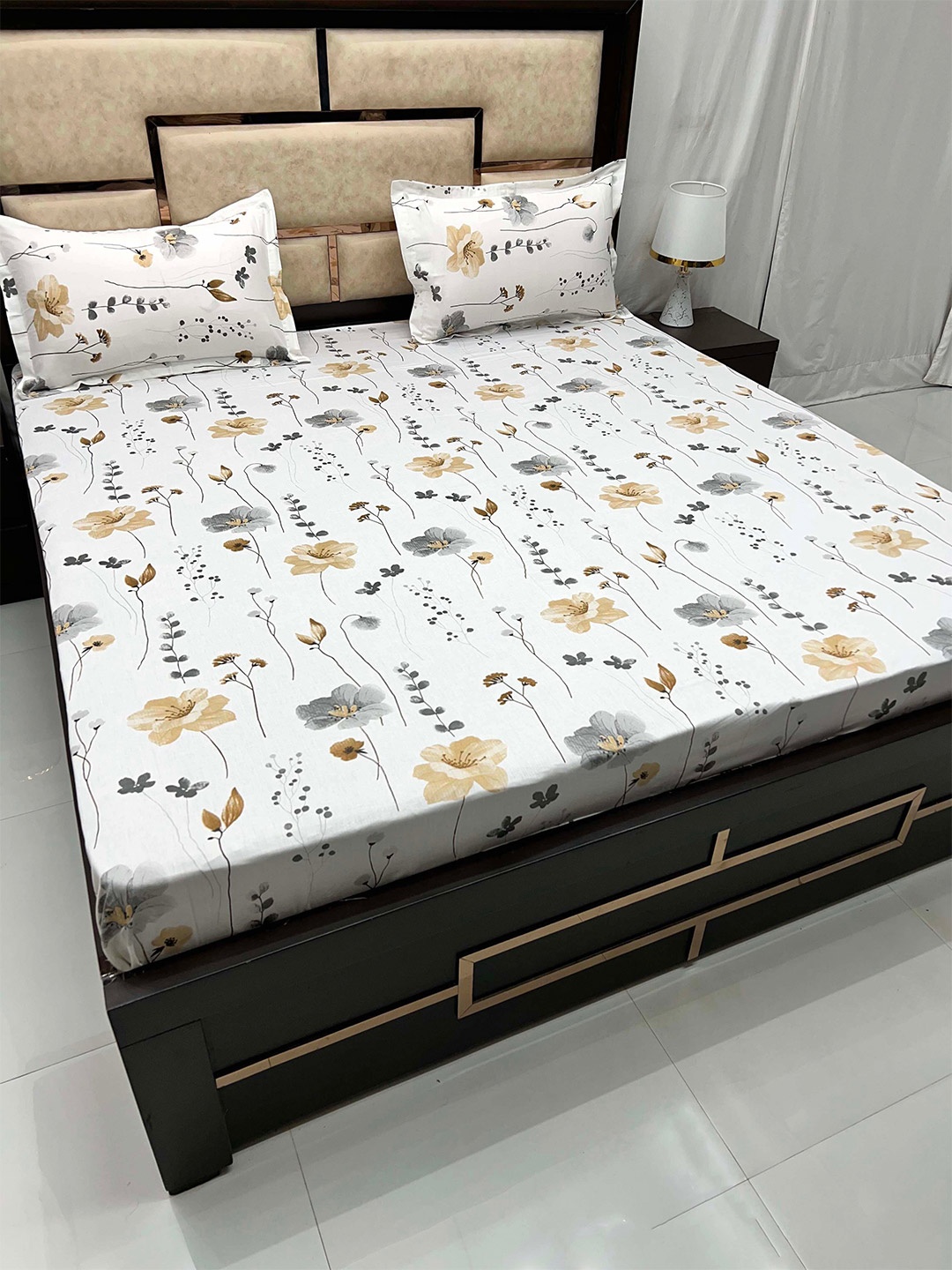 Pure Decor Velar Fur Sib White & Brown Floral Cotton 300TC King Bedsheet & 2 Pillow Covers
Pure Decor Velar Fur Sib White & Brown Floral Cotton 300TC King Bedsheet & 2 Pillow Covers