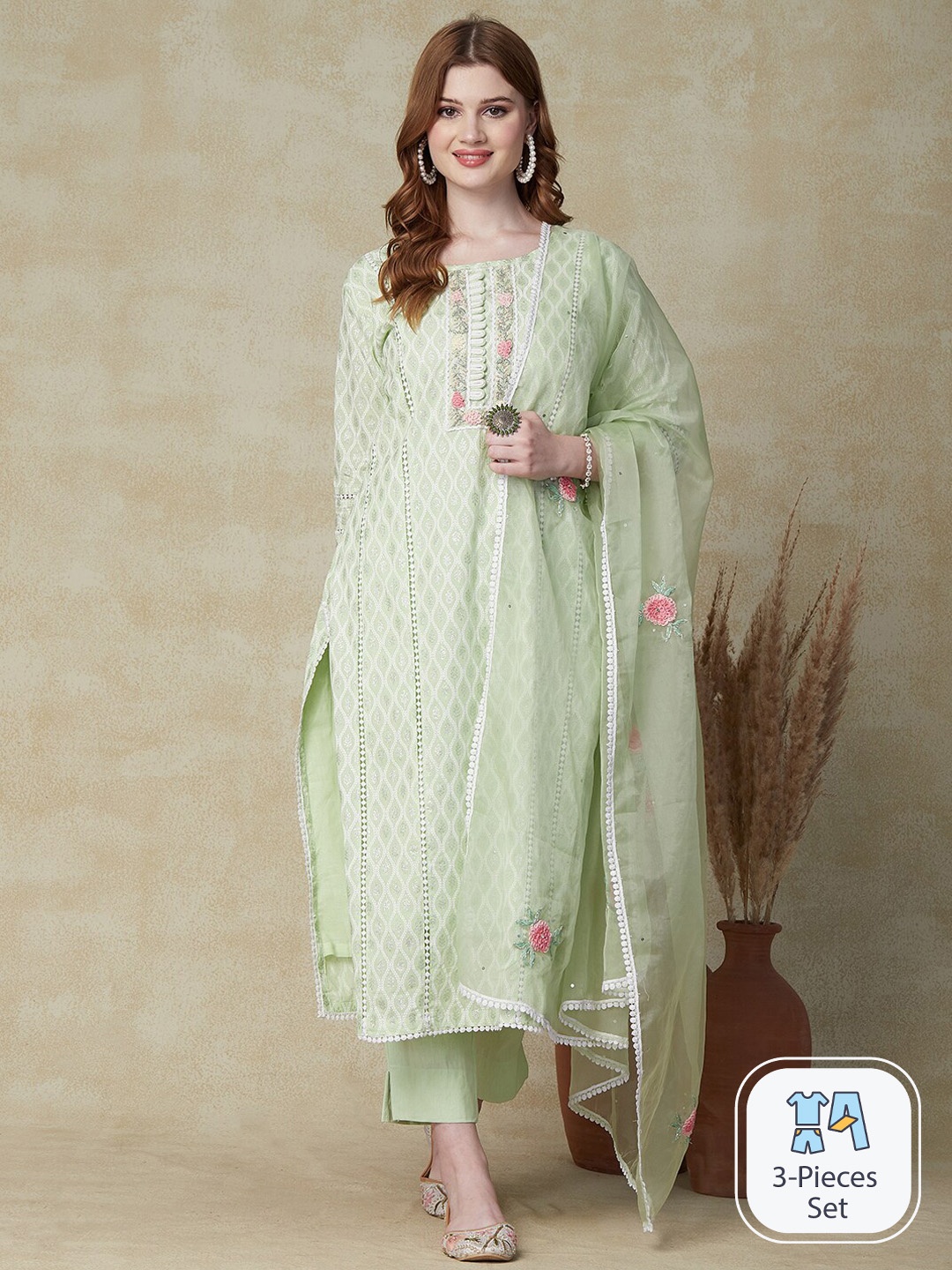 FASHOR Green Woven Design Regular Thread Work Pure Cotton Kurta with Trousers & Dupatta
FASHOR Green Woven Design Regular Thread Work Pure Cotton Kurta with Trousers & Dupatta