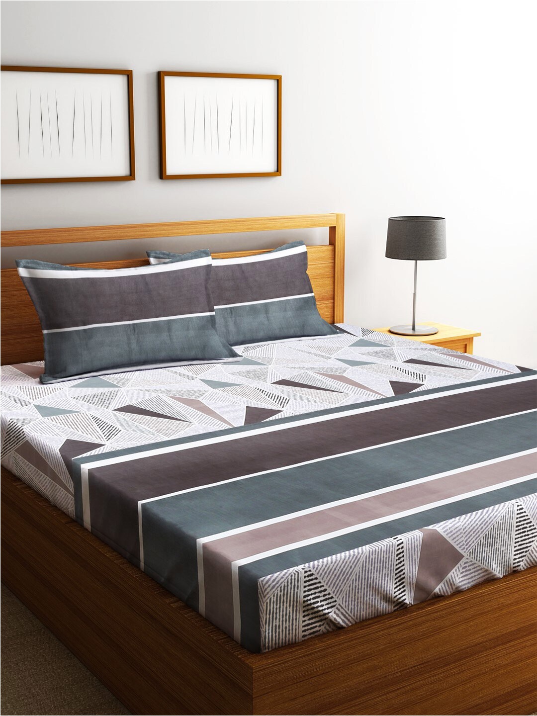 Home Sizzler White & Grey Geometric Microfibre 210TC Queen 1 Bedsheet with 2 Pillow Covers
Home Sizzler White & Grey Geometric Microfibre 210TC Queen 1 Bedsheet with 2 Pillow Covers