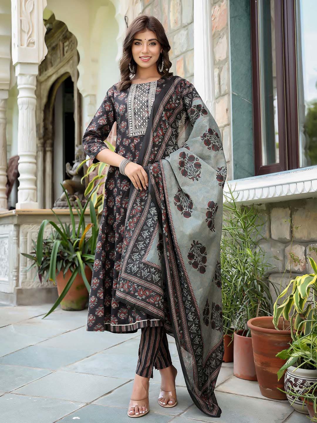 Yufta Ethnic Motifs Printed Sequinned Pure Cotton Kurta with Trousers & Dupatta, Black
Yufta Ethnic Motifs Printed Sequinned Pure Cotton Kurta with Trousers & Dupatta, Black