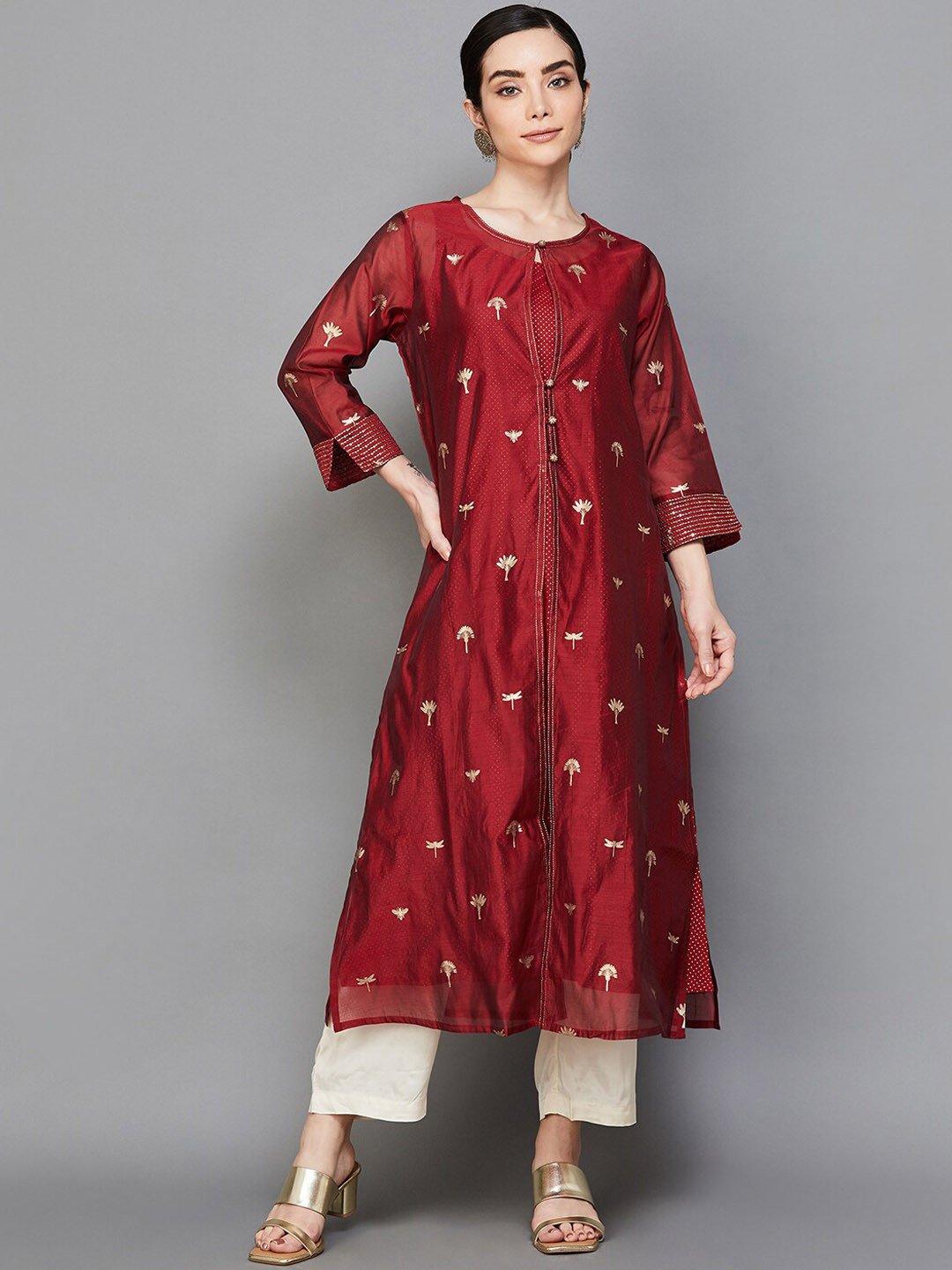 Melange by Lifestyle Ethnic Motifs Embroidered Thread Work Layered Kurta With Trousers, Red
Melange by Lifestyle Ethnic Motifs Embroidered Thread Work Layered Kurta With Trousers, Red