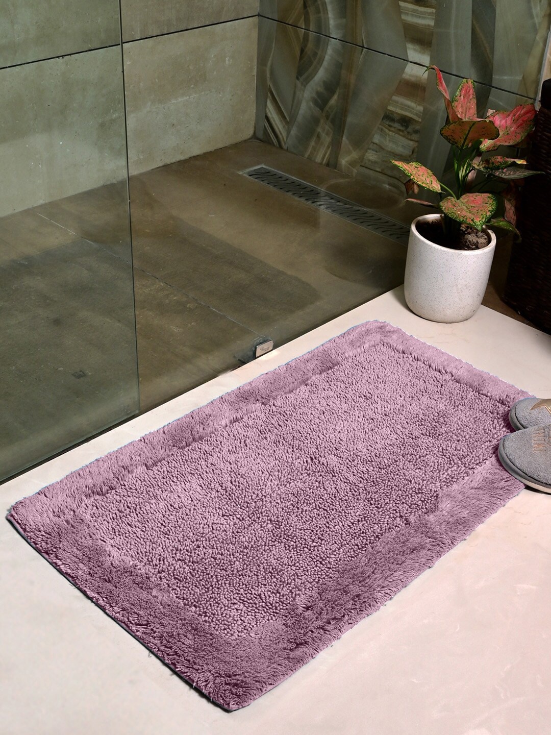 AVI Living Purple Self Design 2500 GSM Pure Cotton Bath Rug