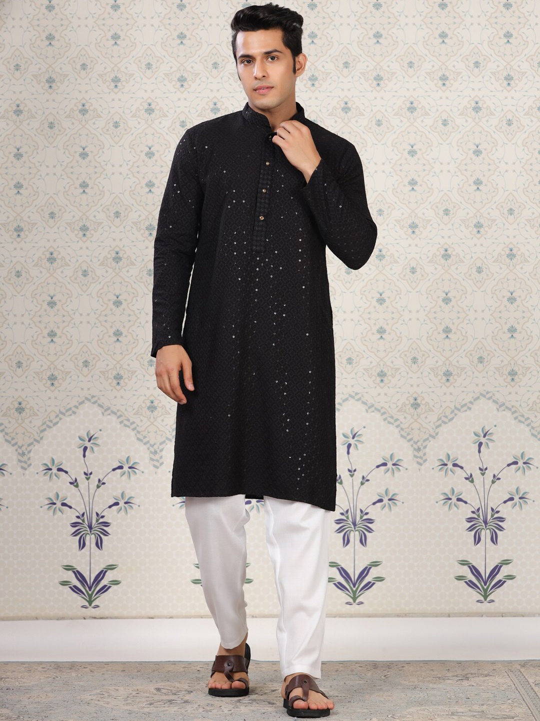 House of Pataudi Mandarin Collar Floral Embroidered Chikankari Straight Kurta, Black
House of Pataudi Mandarin Collar Floral Embroidered Chikankari Straight Kurta, Black