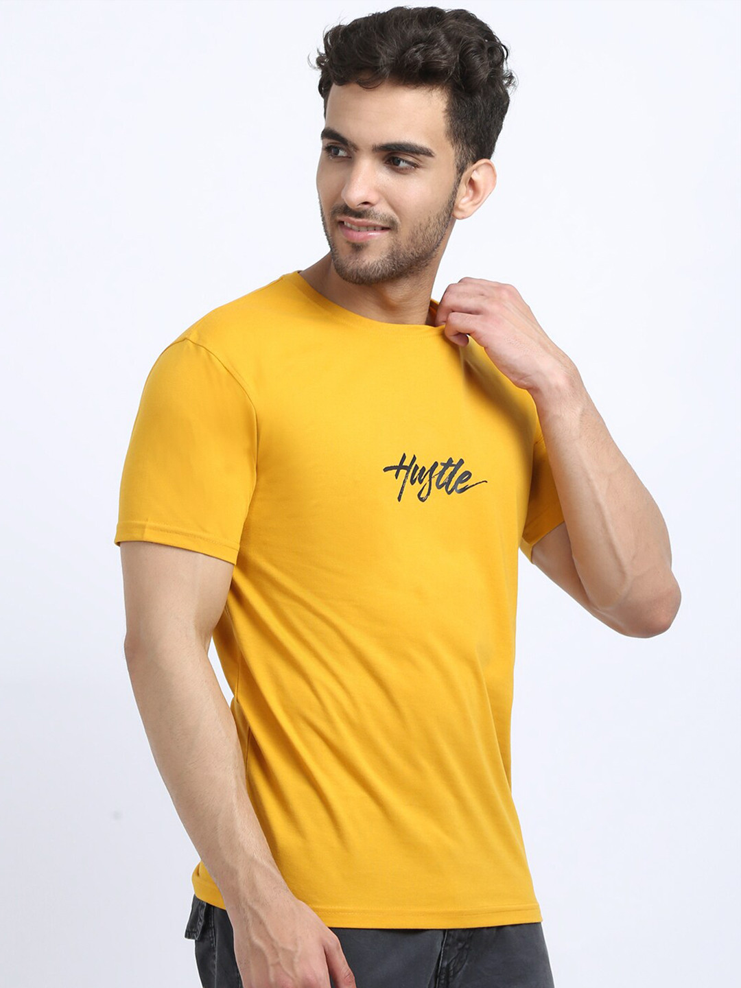HOUSE OF VEDAS Typography Printed Regular Fit T-shirt, Yellow
HOUSE OF VEDAS Typography Printed Regular Fit T-shirt, Yellow