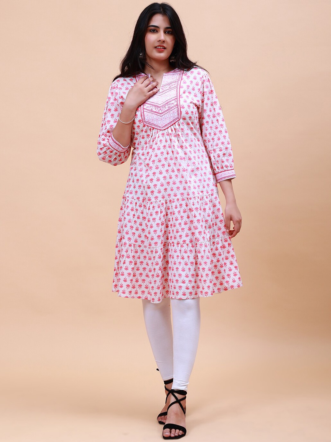 See Designs Floral Printed Tiered Yoke Design Round Neck Puff Sleeve Cotton A-Line Kurta, Pink
See Designs Floral Printed Tiered Yoke Design Round Neck Puff Sleeve Cotton A-Line Kurta, Pink