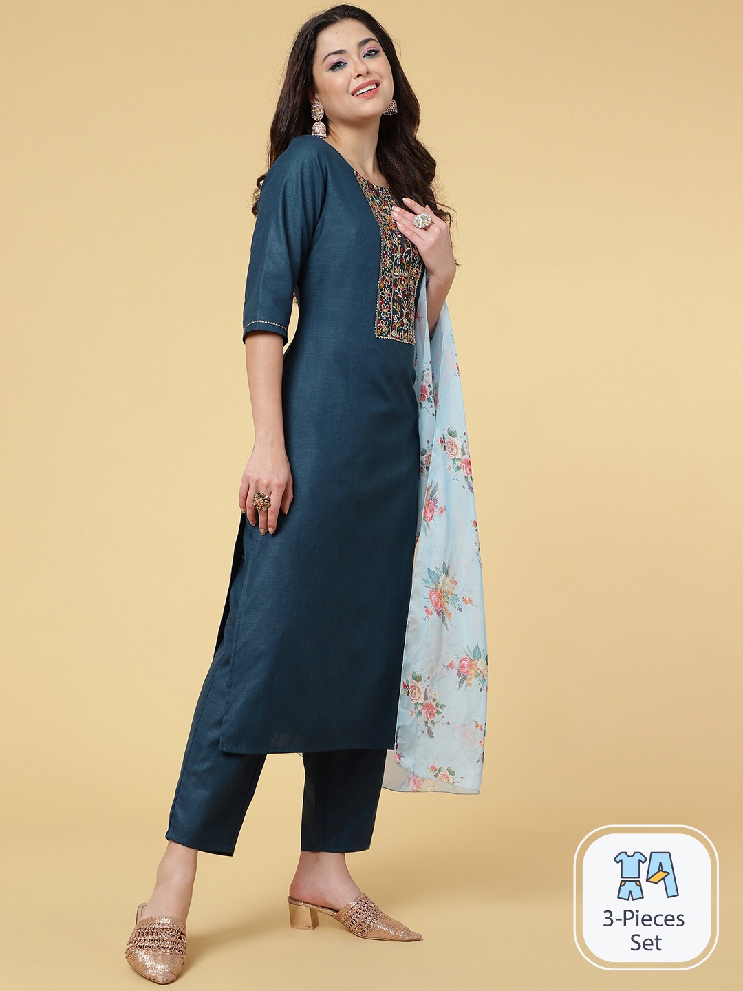 CLEMIRA Floral Embroidered Thread Work Straight Kurta With Trousers & Dupatta, Navy blue
CLEMIRA Floral Embroidered Thread Work Straight Kurta With Trousers & Dupatta, Navy blue