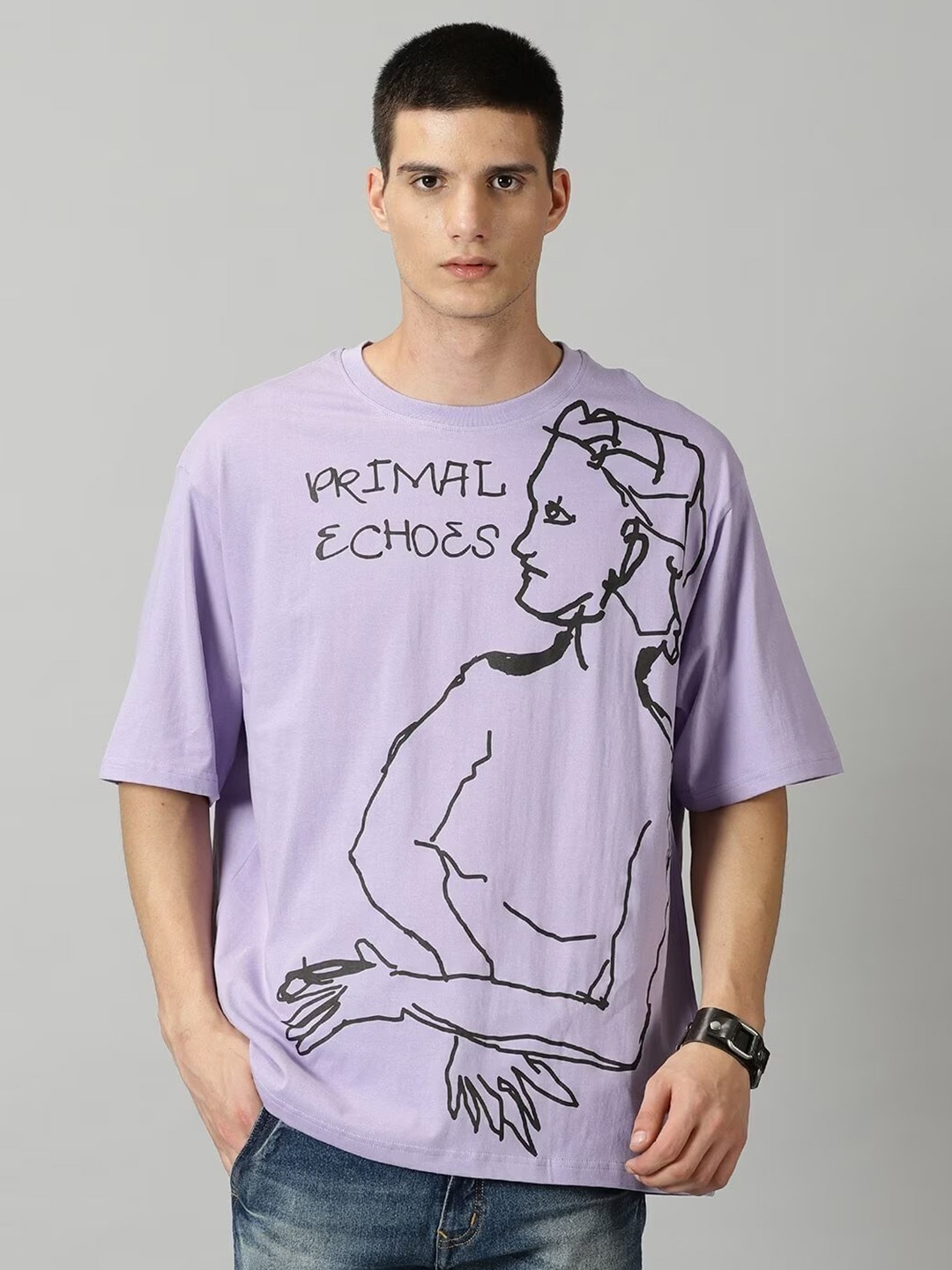 THE HOLLANDER Graphic Printed Drop-Shoulder Sleeves Oversized Fit Pure Cotton T-shirt, Lavender
THE HOLLANDER Graphic Printed Drop-Shoulder Sleeves Oversized Fit Pure Cotton T-shirt, Lavender