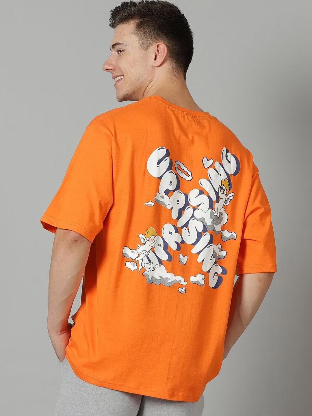 THE HOLLANDER Typography Printed Drop-Shoulder Sleeve Oversized Pure Cotton T-shirt, Orange
THE HOLLANDER Typography Printed Drop-Shoulder Sleeve Oversized Pure Cotton T-shirt, Orange