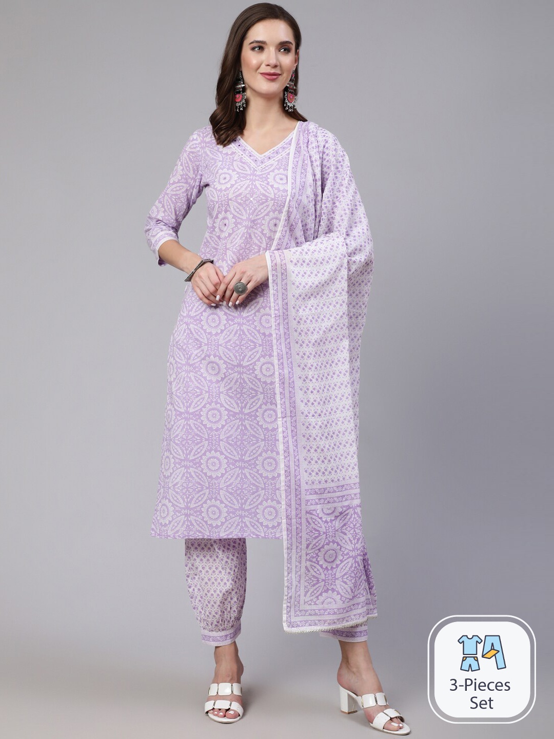 SAABHI Floral Printed Regular Sequinned Pure Cotton Kurta With Salwar & Dupatta, Purple
SAABHI Floral Printed Regular Sequinned Pure Cotton Kurta With Salwar & Dupatta, Purple