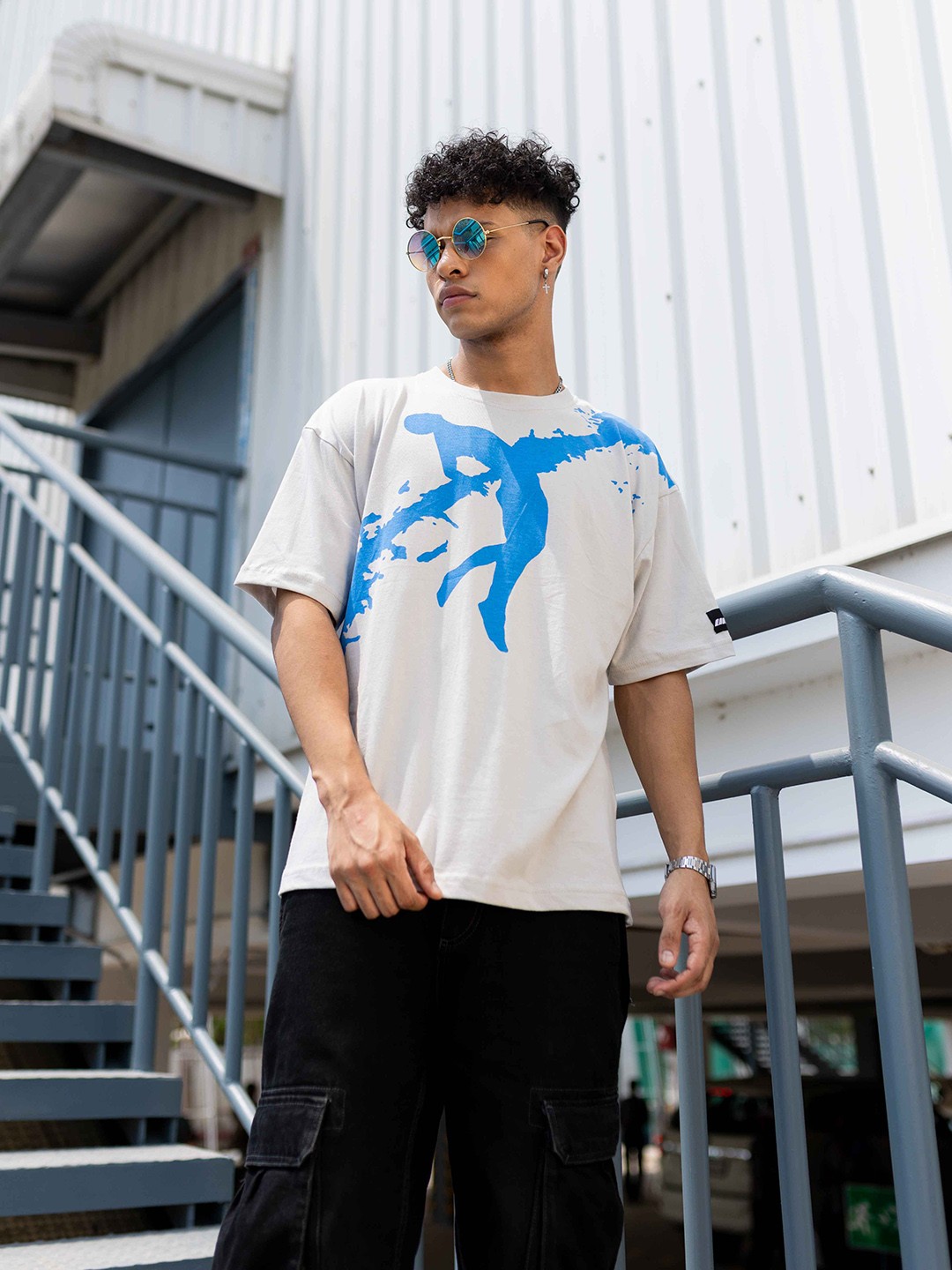 UNRL Pure Cotton Relaxed Fit Graphic Printed Drop-Shoulder Sleeves Casual T-shirt, Grey
UNRL Pure Cotton Relaxed Fit Graphic Printed Drop-Shoulder Sleeves Casual T-shirt, Grey
