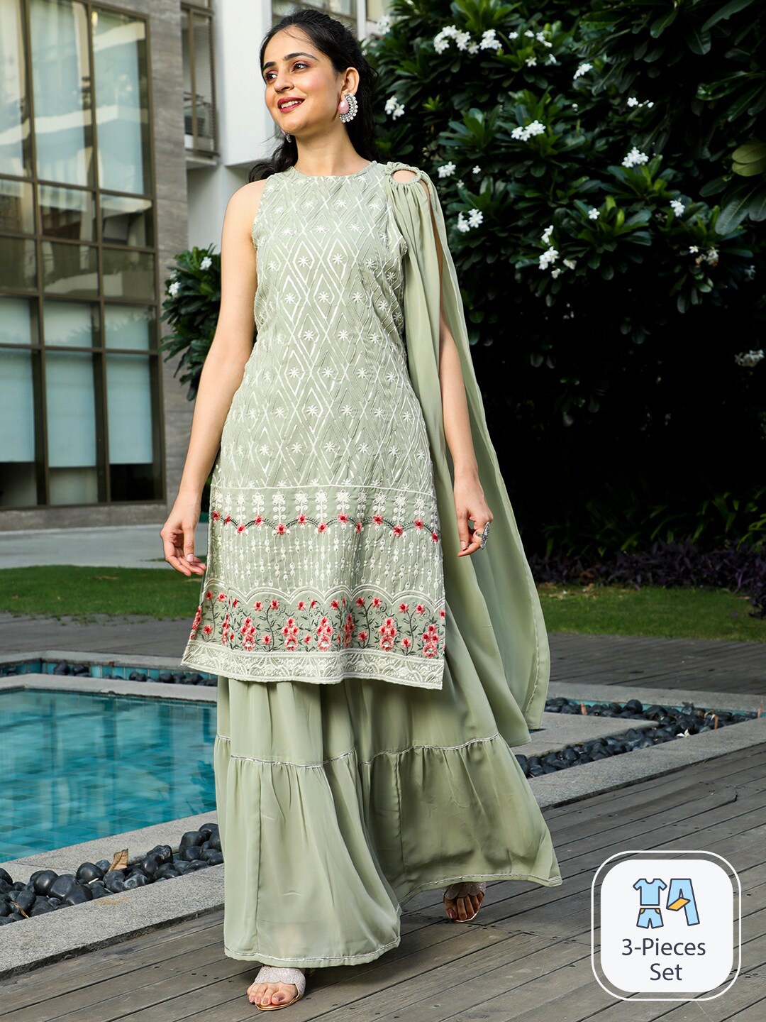 AKS Couture Ethnic Motifs Embroidered Regular Sequinned Kurta With Sharara & With Dupatta, Green
AKS Couture Ethnic Motifs Embroidered Regular Sequinned Kurta With Sharara & With Dupatta, Green