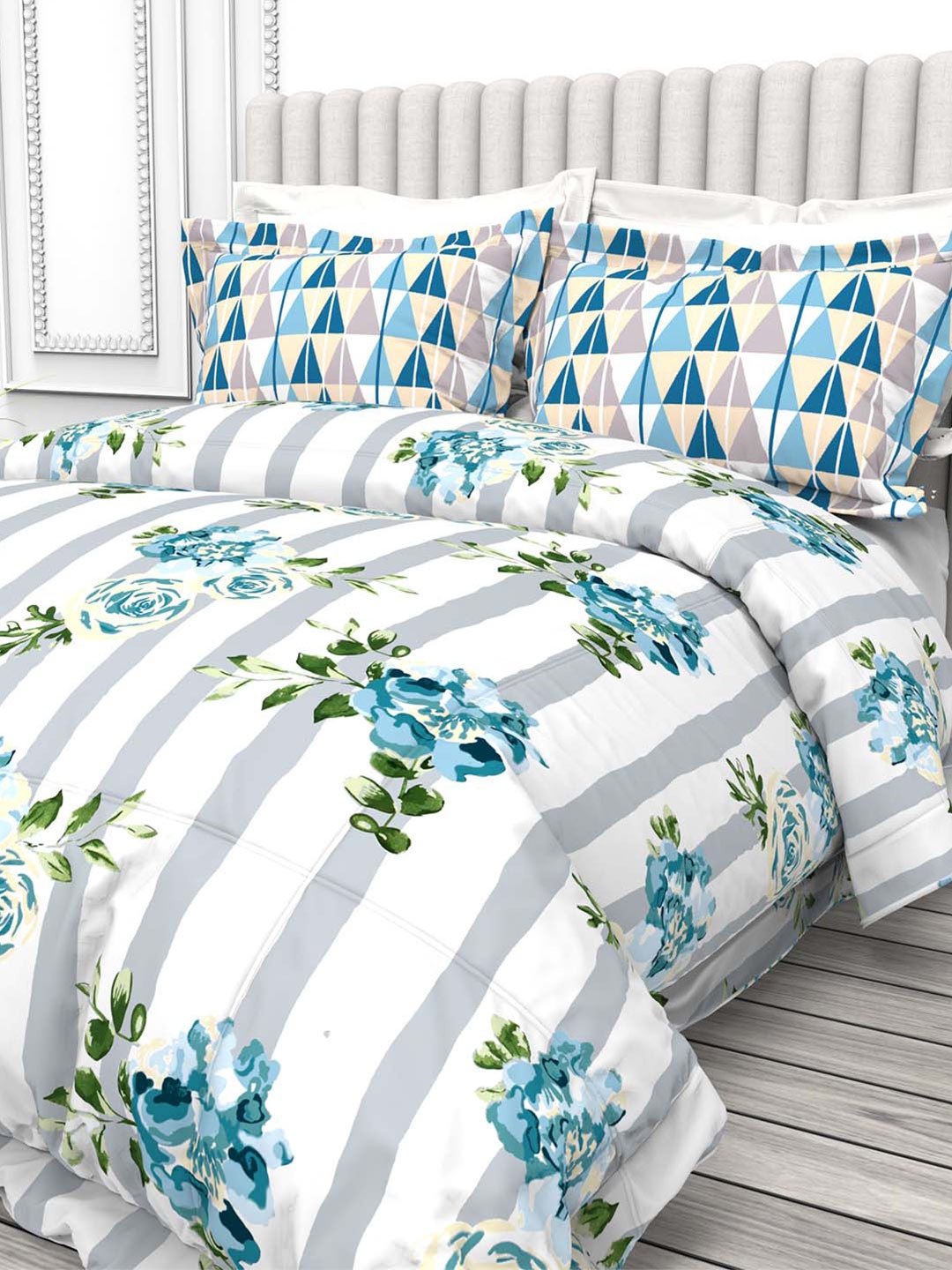 THE WHITE MOSS Blue & White Floral Pure Cotton 220 TC Queen Bedsheet with 2 Pillow Covers
THE WHITE MOSS Blue & White Floral Pure Cotton 220 TC Queen Bedsheet with 2 Pillow Covers