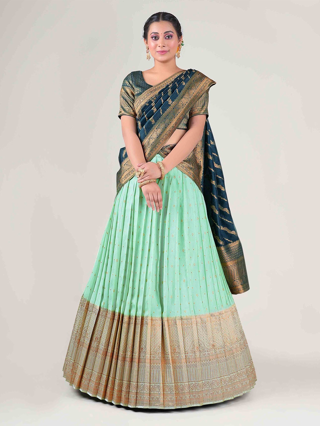 HALFSAREE STUDIO Woven Design Semi-Stitched Lehenga & Unstitched Blouse With Dupatta, Sea green
HALFSAREE STUDIO Woven Design Semi-Stitched Lehenga & Unstitched Blouse With Dupatta, Sea green