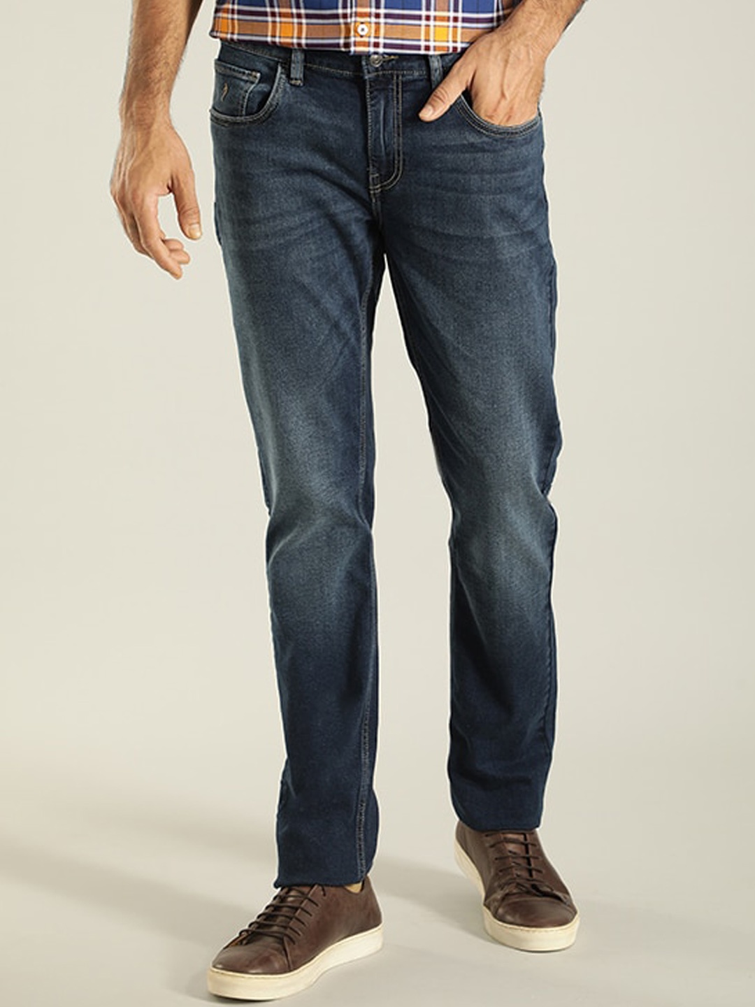 Indian Terrain Men Original Tapered Fit Clean Look Heavy Fade Stretchable Jeans, Blue
Indian Terrain Men Original Tapered Fit Clean Look Heavy Fade Stretchable Jeans, Blue