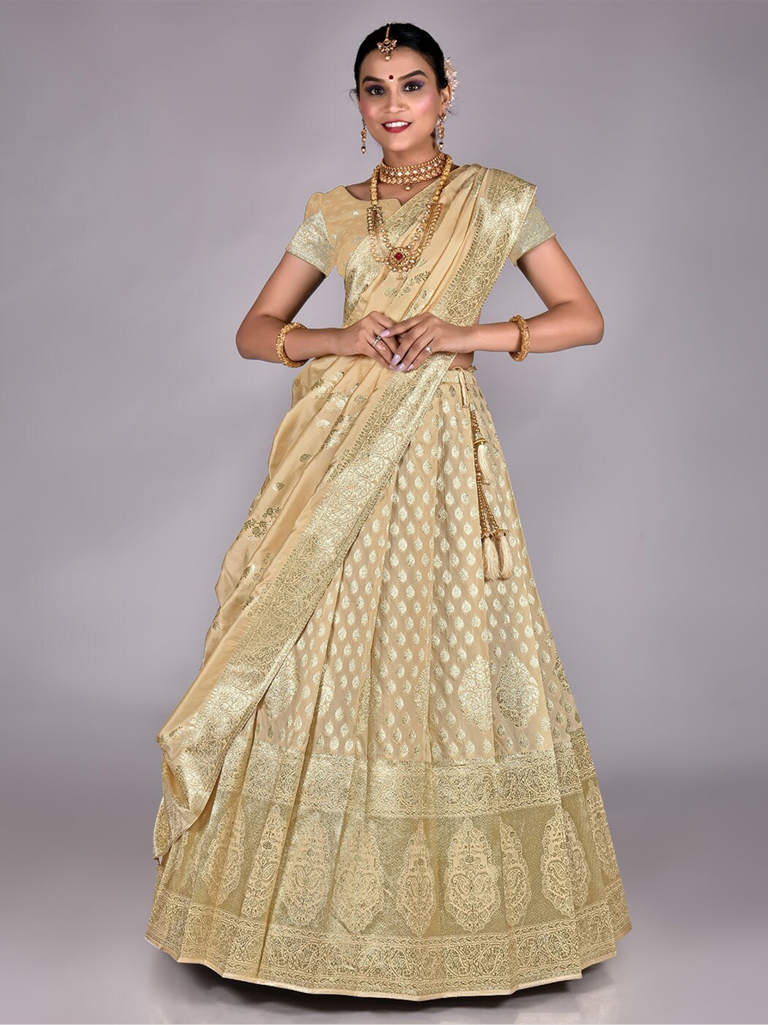 HALFSAREE STUDIO Semi-Stitched Lehenga & Unstitched Blouse With Dupatta, Cream
HALFSAREE STUDIO Semi-Stitched Lehenga & Unstitched Blouse With Dupatta, Cream