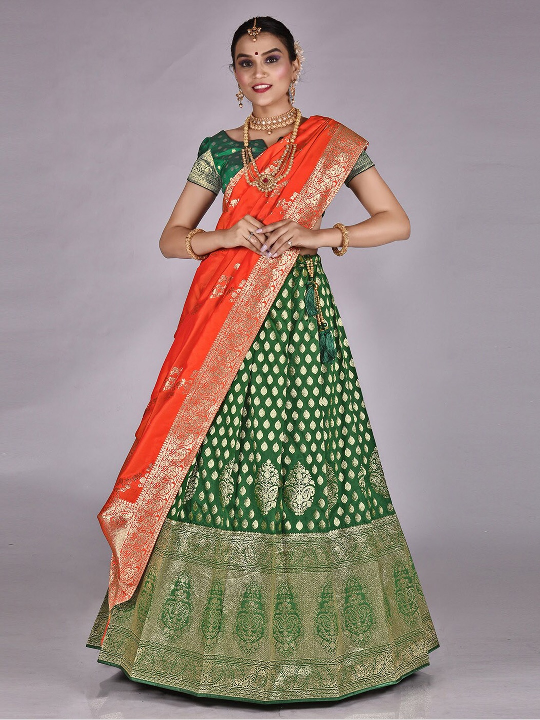 HALFSAREE STUDIO Woven Design Semi-Stitched Lehenga & Unstitched Blouse With Dupatta, Green
HALFSAREE STUDIO Woven Design Semi-Stitched Lehenga & Unstitched Blouse With Dupatta, Green
