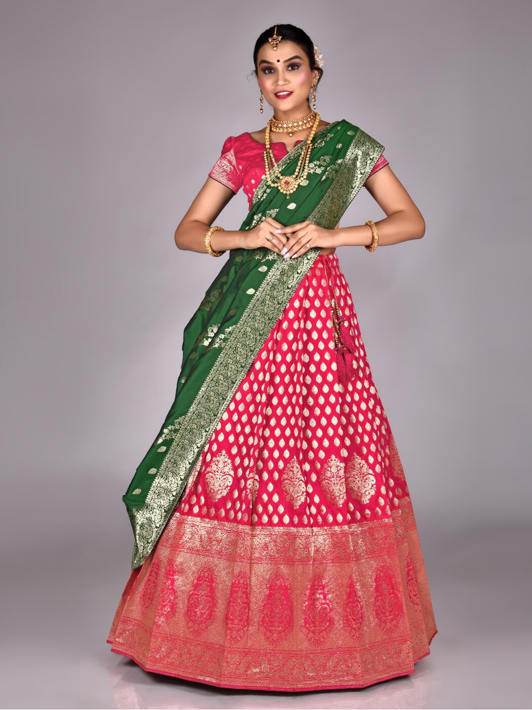 HALFSAREE STUDIO Woven Design Semi-Stitched Lehenga & Unstitched Blouse With Dupatta, Pink
HALFSAREE STUDIO Woven Design Semi-Stitched Lehenga & Unstitched Blouse With Dupatta, Pink