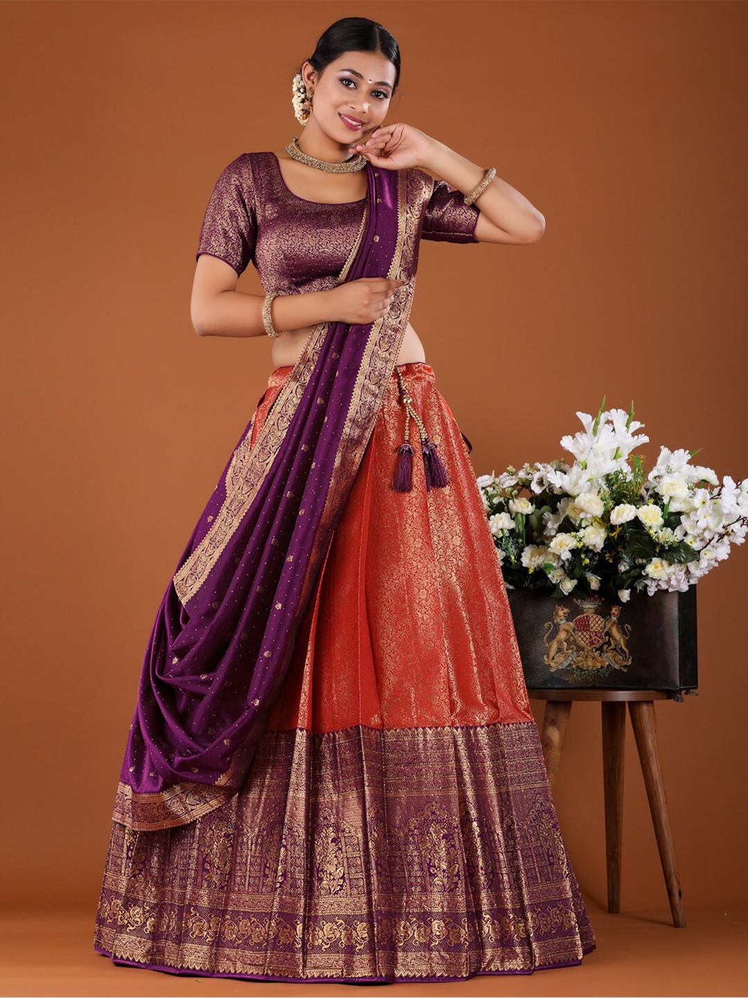 HALFSAREE STUDIO Woven Design Semi-Stitched Lehenga & Unstitched Blouse With Dupatta, Red
HALFSAREE STUDIO Woven Design Semi-Stitched Lehenga & Unstitched Blouse With Dupatta, Red