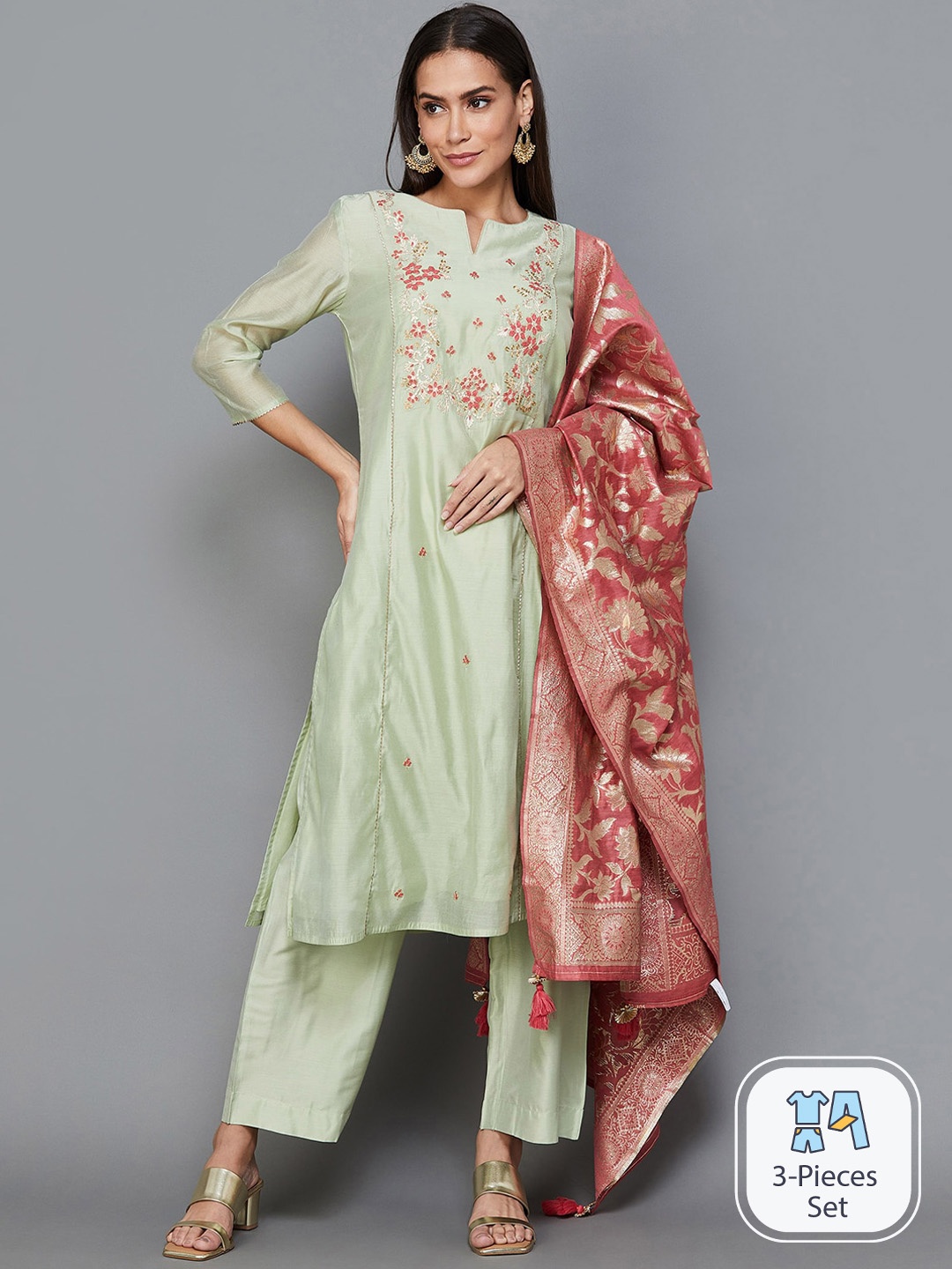 Melange by Lifestyle Floral Embroidered Regular Thread Work Kurta with Palazzos & Dupatta, Green
Melange by Lifestyle Floral Embroidered Regular Thread Work Kurta with Palazzos & Dupatta, Green