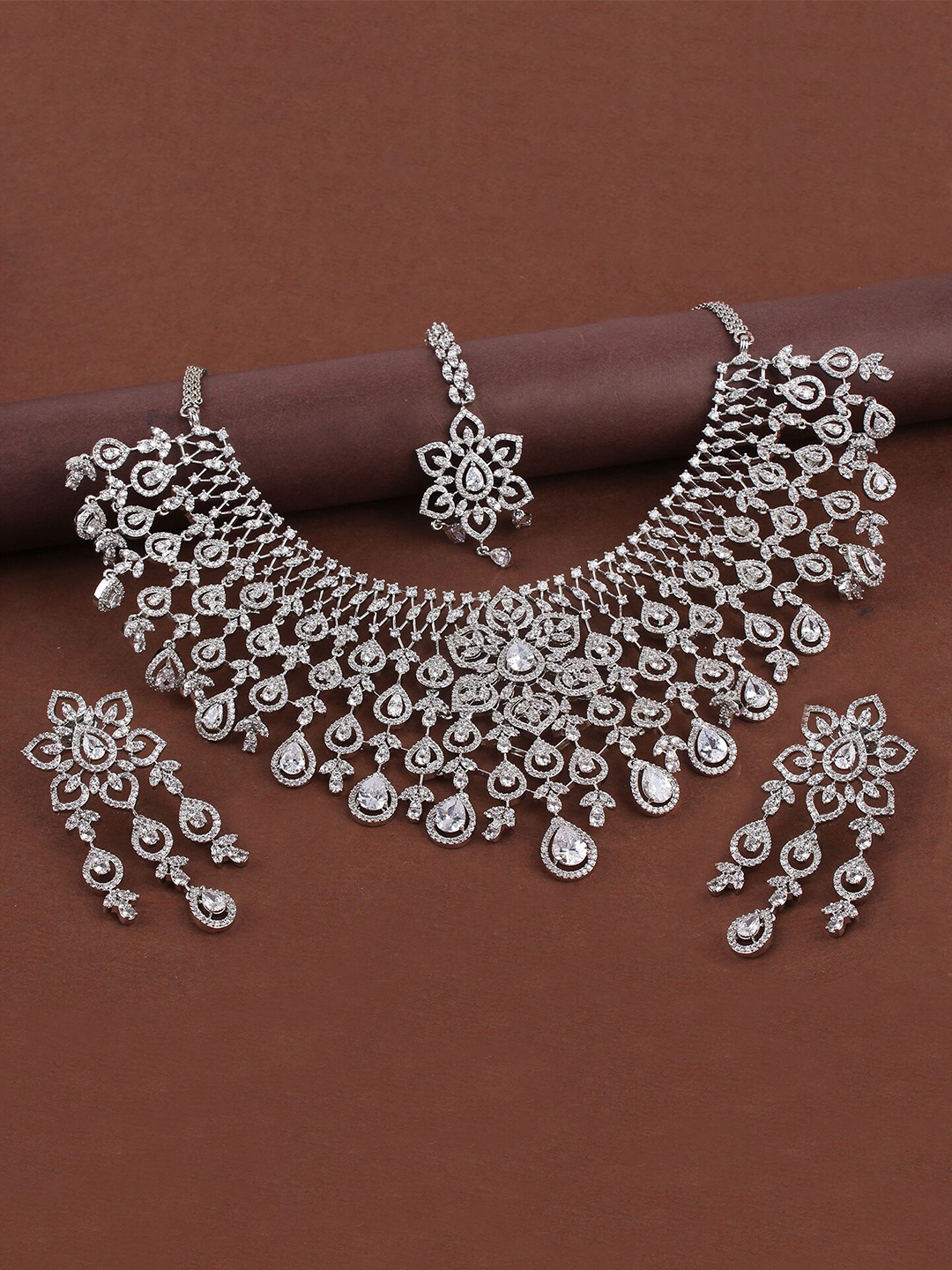 Mirana Rhodium Plated Senorita AD Stone Studded Bridal Jewellery Set With Maangtikka, Silver
Mirana Rhodium Plated Senorita AD Stone Studded Bridal Jewellery Set With Maangtikka, Silver