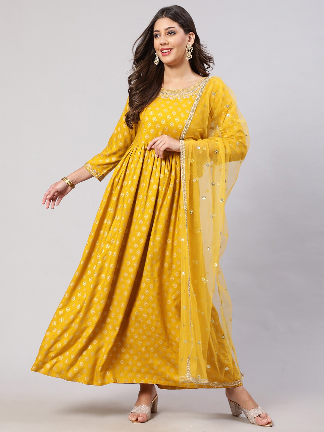 Nayo Ethnic Motifs Printed Gathered Or Pleated Maxi Ethnic Dress With Embroidered Dupatta, Yellow
Nayo Ethnic Motifs Printed Gathered Or Pleated Maxi Ethnic Dress With Embroidered Dupatta, Yellow