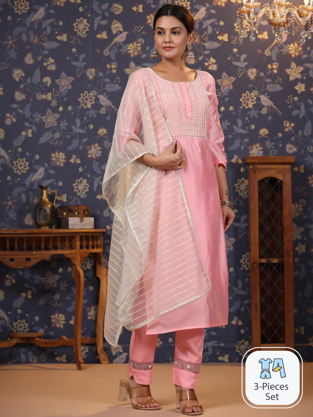 House of Pataudi Ethnic Yoke Design Beads & Stones Kurta With Trouser & Dupatta, Pink
House of Pataudi Ethnic Yoke Design Beads & Stones Kurta With Trouser & Dupatta, Pink