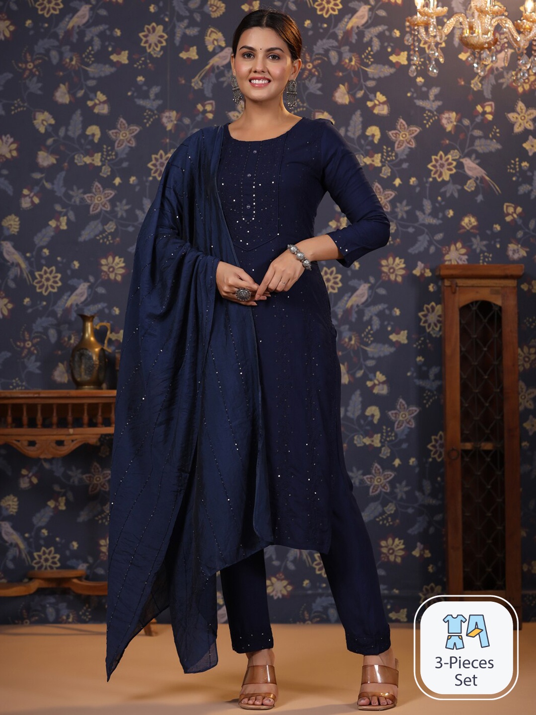House of Pataudi Ethnic Motifs Embroidered Sequined Kurta With Trouser & Dupatta, Navy blue
House of Pataudi Ethnic Motifs Embroidered Sequined Kurta With Trouser & Dupatta, Navy blue