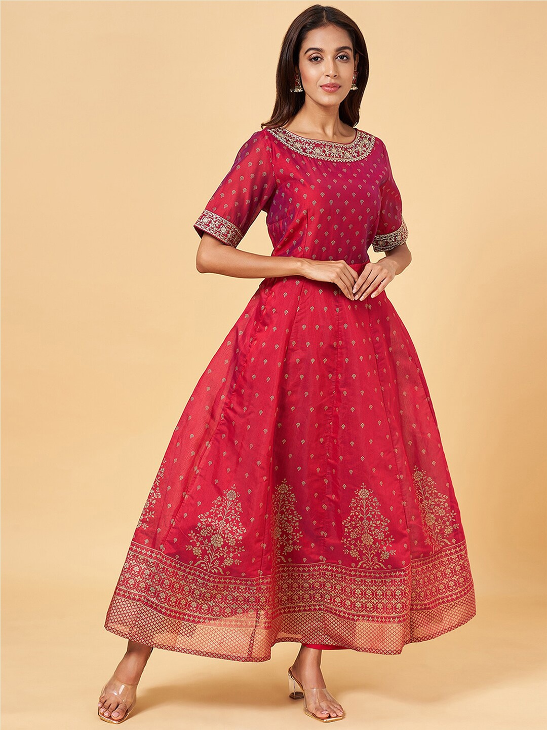 RANGMANCH BY PANTALOONS Ethnic Motifs Printed Embroidered Fit & Flare Maxi Dress, Magenta
RANGMANCH BY PANTALOONS Ethnic Motifs Printed Embroidered Fit & Flare Maxi Dress, Magenta